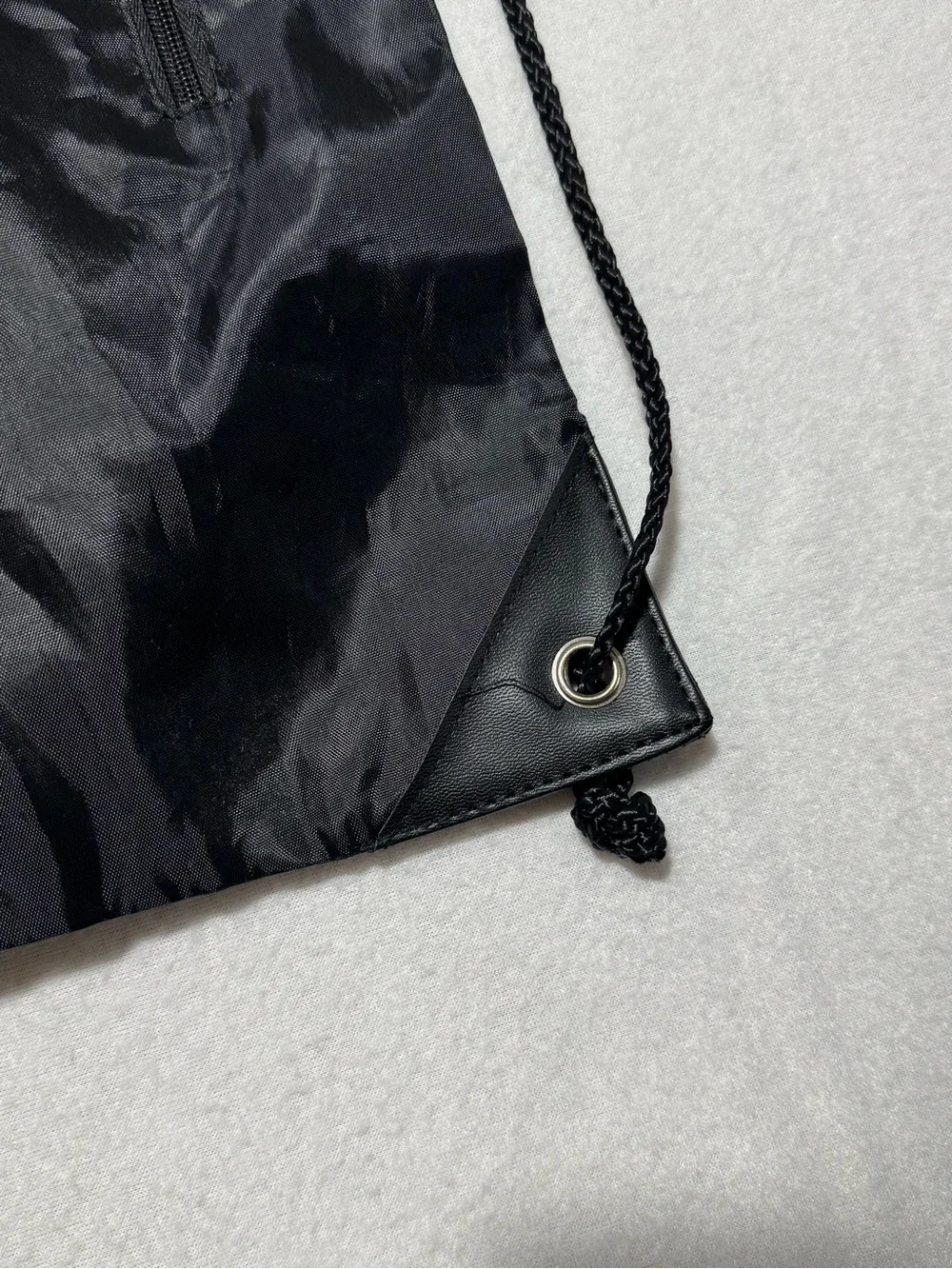 Vintage Crocs Black Drawstring Backpack Cinch Bag with Zipper Pocket